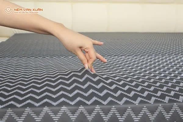 NỆM BÔNG ÉP GẤP 3 VẠN XUÂN LULLABY G3 140X200X5