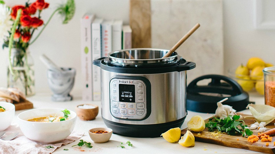 THAY THẾ NHIỀU THIẾT BỊ NHÀ BẾP VÀ TIẾT KIỆM HƠN VỚI NỒI ÁP SUẤT ĐIỆN INSTANT POT