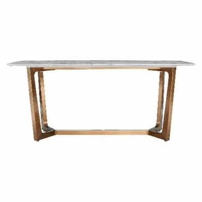 ✓
