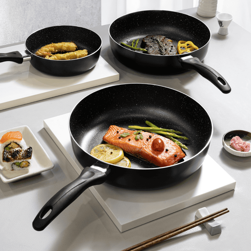 CHẢO NHÔM NGUYÊN KHỐI THÀNH CAO CHỐNG DÍNH VÂN ĐÁ XCOOK XA02-C2 20CM