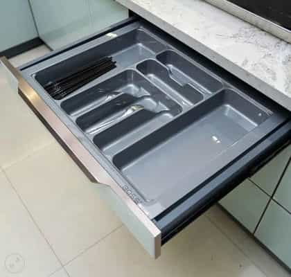 KHAY CHIA THÌA DĨA NHỰA BOSS BN-63